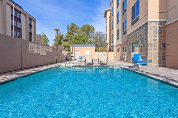Fairfield Inn & Suites by Marriott Los Angeles West Covina image 11